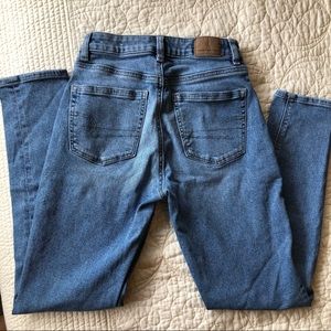 AE Stretch Mom Jean